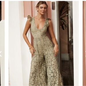 Selfie Leslie olive jumpsuit, size small